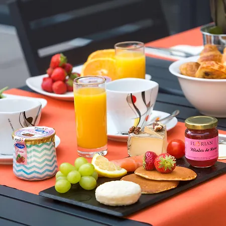 Hotel Western Journel
